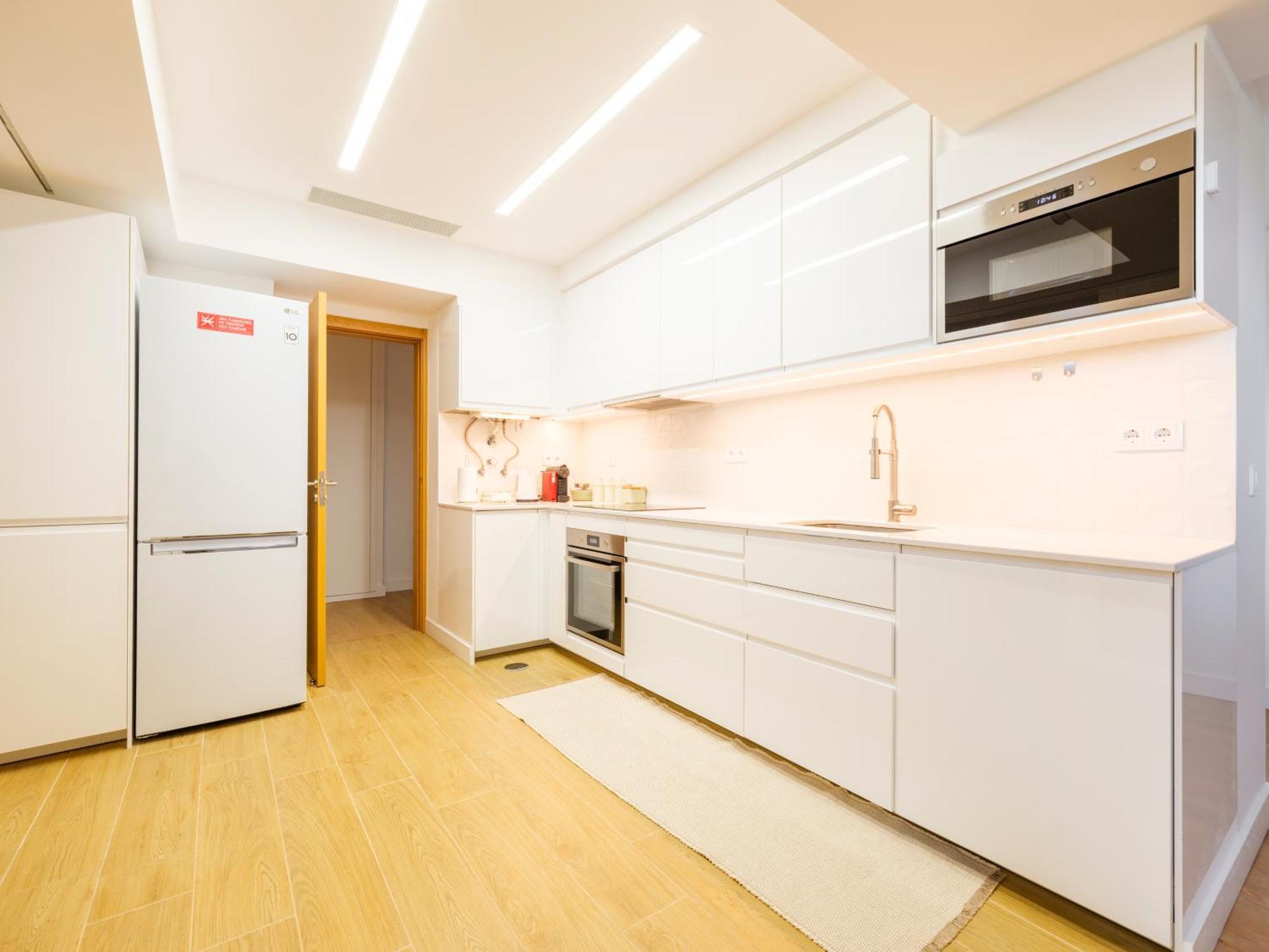 Apartment Olivais Spacious Near Airport *