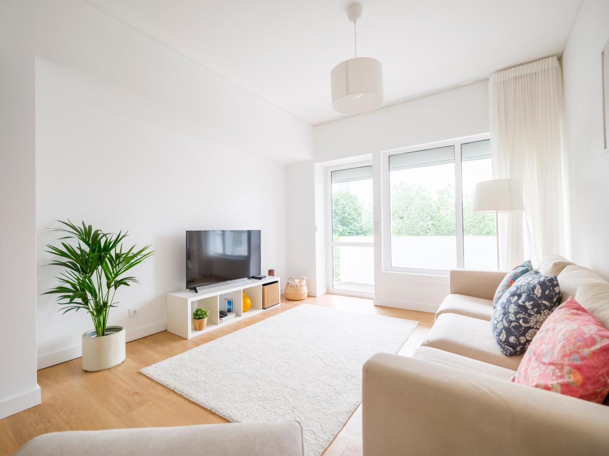 Olivais Spacious Near Airport Apartment Lisbon